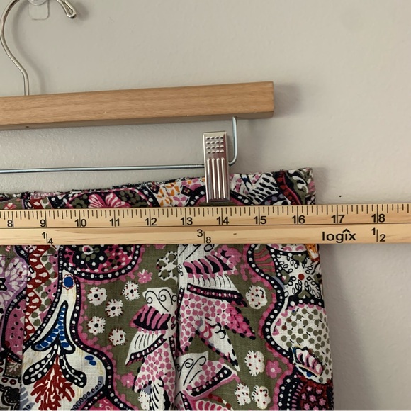 NEW LOFT The Pleated Pull On High Waist Short in Mosaic Floral Size Medium - Picture 11 of 13